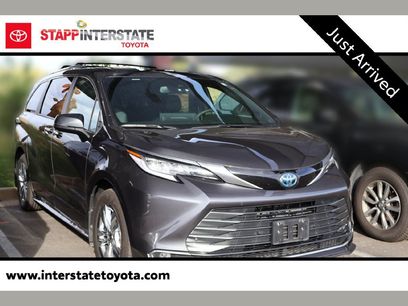 Certified 2025 Toyota Sienna Limited