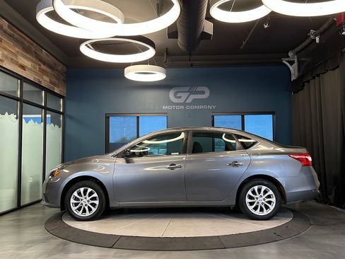 Used 2019 Nissan Sentra SV FWD image 6