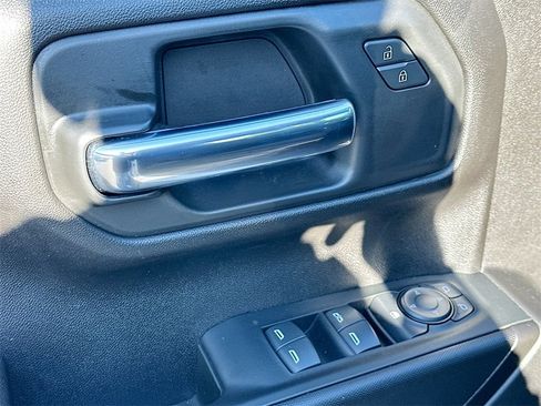 Certified 2024 Chevrolet Silverado 1500 Custom image 17