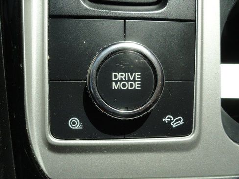 Used 2023 Ford Explorer ST-Line AWD/4WD image 23