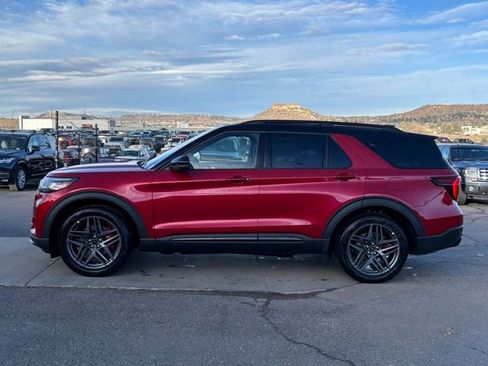 New 2026 Ford Explorer ST w/ Sun And Sound Package image 2