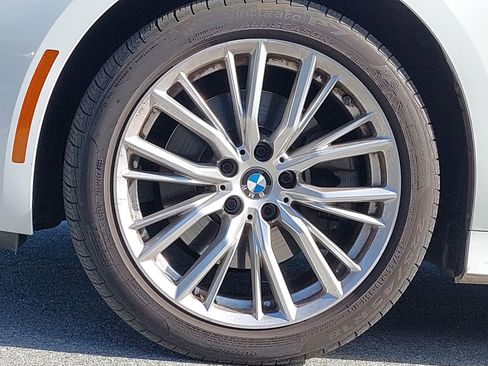 Used 2023 BMW 330i Sedan image 10