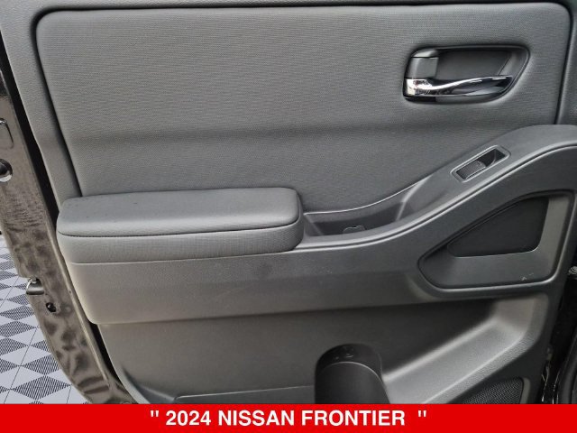 Certified 2024 Nissan Frontier SV AWD/4WD image 27