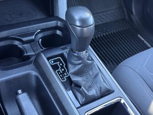 Used 2019 Toyota Tacoma TRD Sport image 17