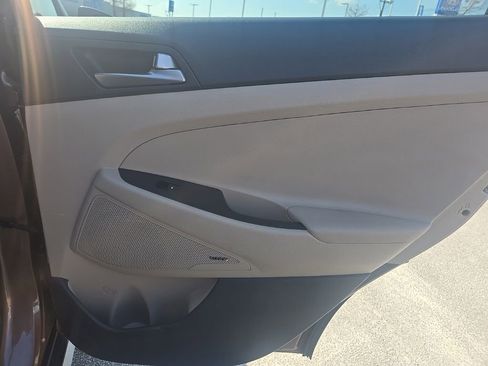 Used 2017 Hyundai Tucson SE Plus image 30