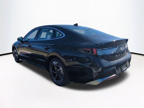 New 2026 Hyundai Sonata SEL FWD image 7