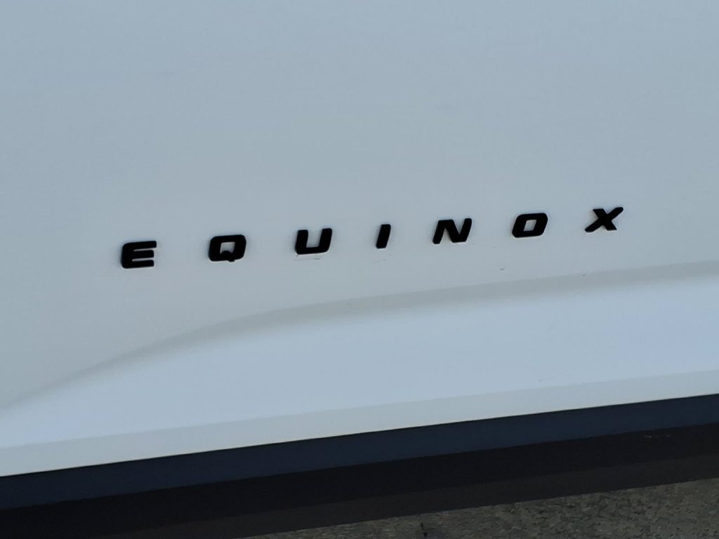 Used 2026 Chevrolet Equinox LT w/ Convenience Package II FWD image 10