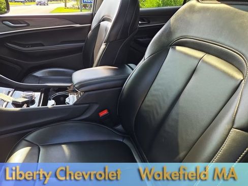 Used 2023 Jeep Grand Cherokee L Limited AWD/4WD image 14