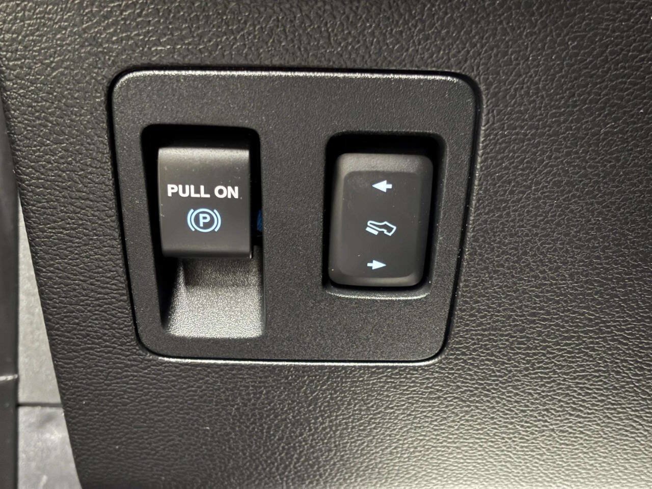 Used 2020 Ford Expedition Platinum AWD/4WD image 38