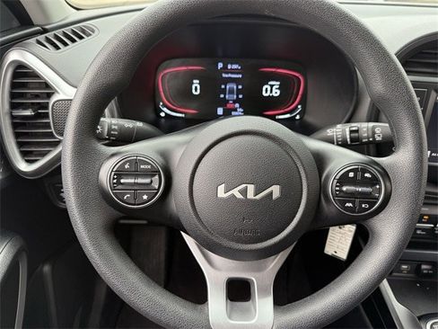 Used 2024 Kia Soul LX w/ Option Group 015 image 11
