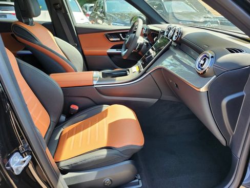 New 2026 Mercedes-Benz GLC 300 4MATIC image 11