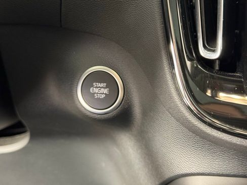 New 2025 Volvo XC40 B5 Plus w/ Climate Package image 22