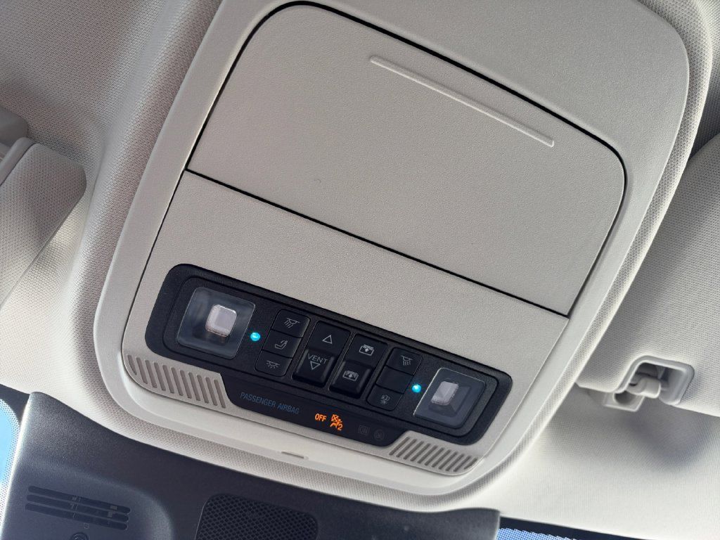 Used 2025 Ford Expedition Platinum AWD/4WD image 25