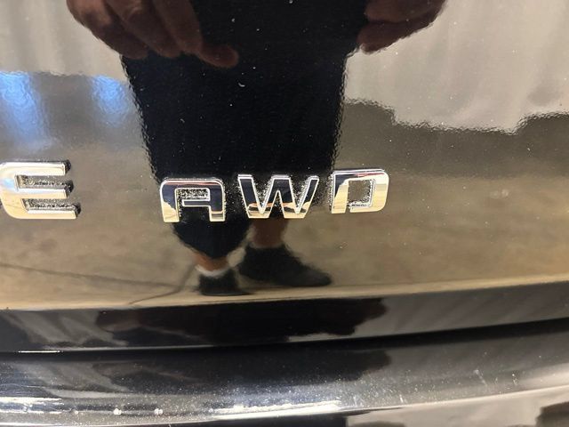 Used 2022 Chevrolet Traverse Premier AWD/4WD image 14