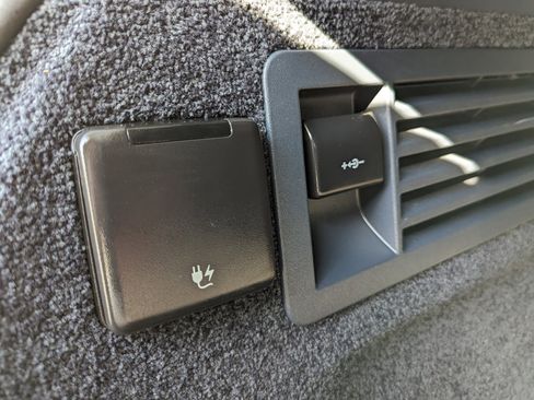 Used 2020 Land Rover Range Rover HSE image 51