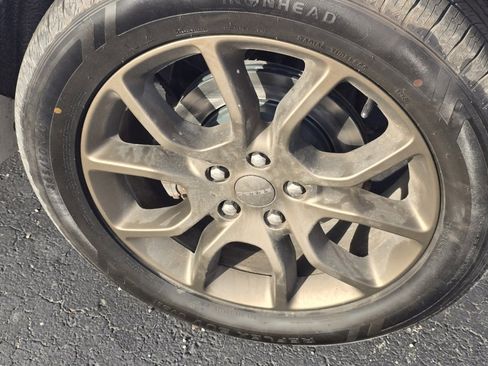 Used 2018 Dodge Durango R/T image 13