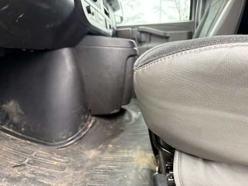 Used 2024 GMC Savana 2500 w/ Driver Convenience Package image 29