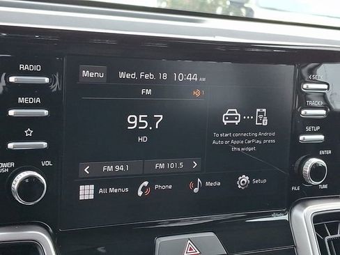 Used 2023 Kia Sorento LX image 17