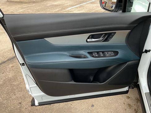 New 2026 Nissan Murano Platinum image 12