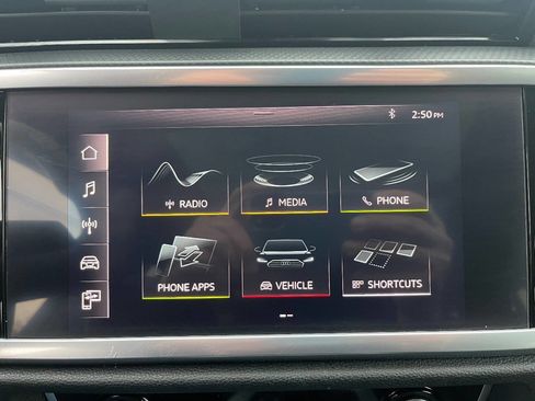 Used 2020 Audi Q3 2.0T Premium w/ Convenience Package image 17