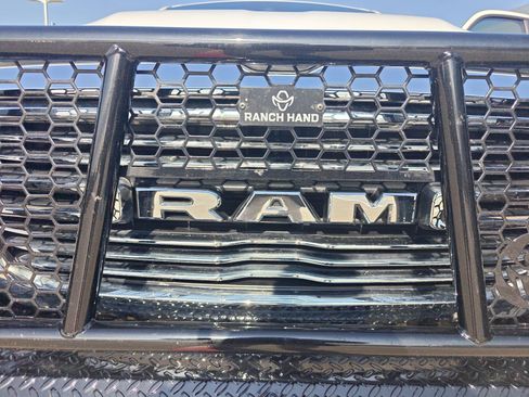 Used 2023 RAM 1500 Laramie image 32