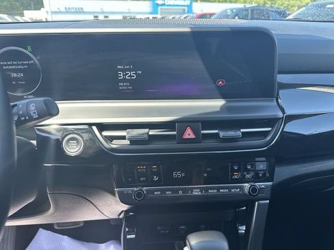 Used 2024 Kia Seltos S AWD/4WD image 15