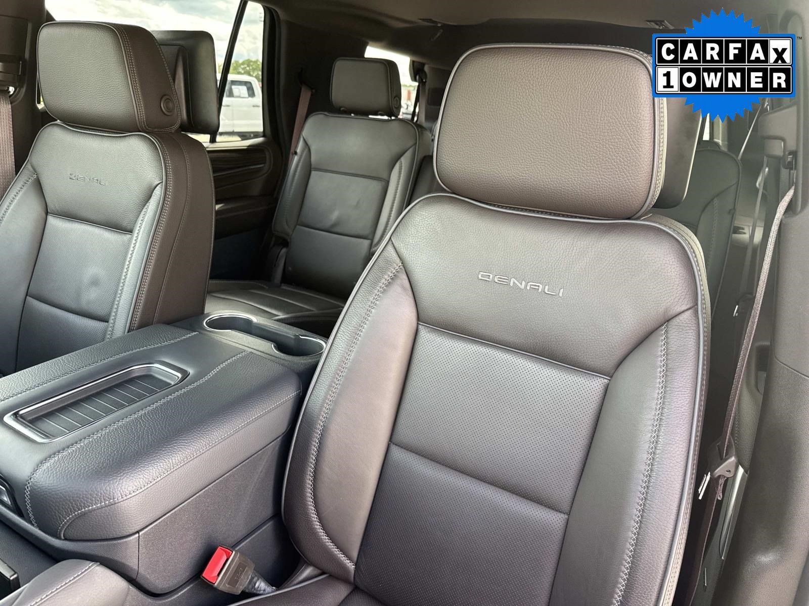 Used 2024 GMC Yukon Denali w/ Advanced Technology Package RWD image 27