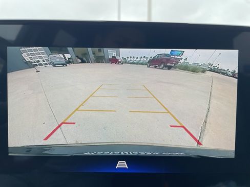 Used 2025 Chevrolet TrailBlazer ACTIV w/ Driver Confidence Package image 12