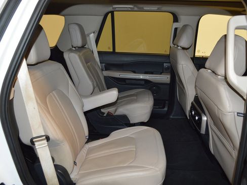 Used 2024 Ford Expedition Limited AWD/4WD image 11