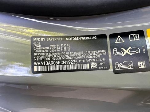 Used 2023 BMW i4 eDrive40 RWD image 31