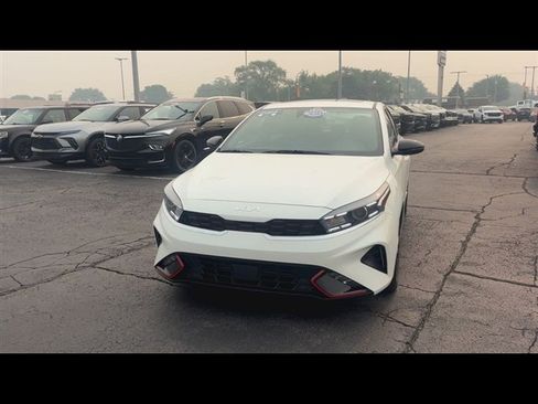 Used 2024 Kia Forte GT-Line w/ GT-Line Premium Package FWD image 3