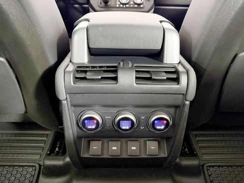 Used 2020 Land Rover Defender 110 S AWD/4WD image 57