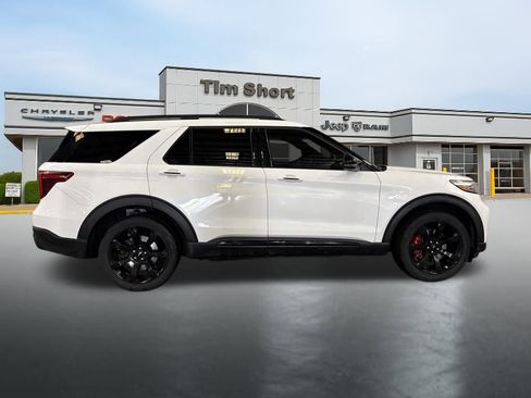 Used 2022 Ford Explorer ST w/ Equipment Group 401A image 6