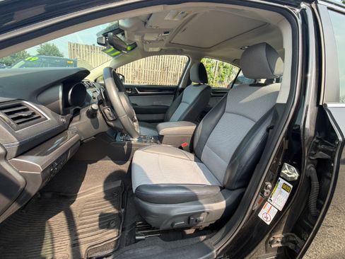 Used 2019 Subaru Legacy 2.5i Sport AWD/4WD image 4