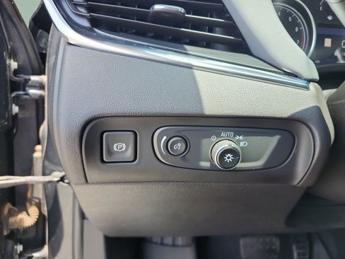Used 2021 Buick Enclave Essence w/ Sound and Sites Package AWD/4WD image 14