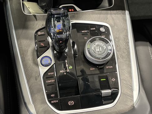 New 2026 BMW ALPINA XB7 AWD/4WD image 23