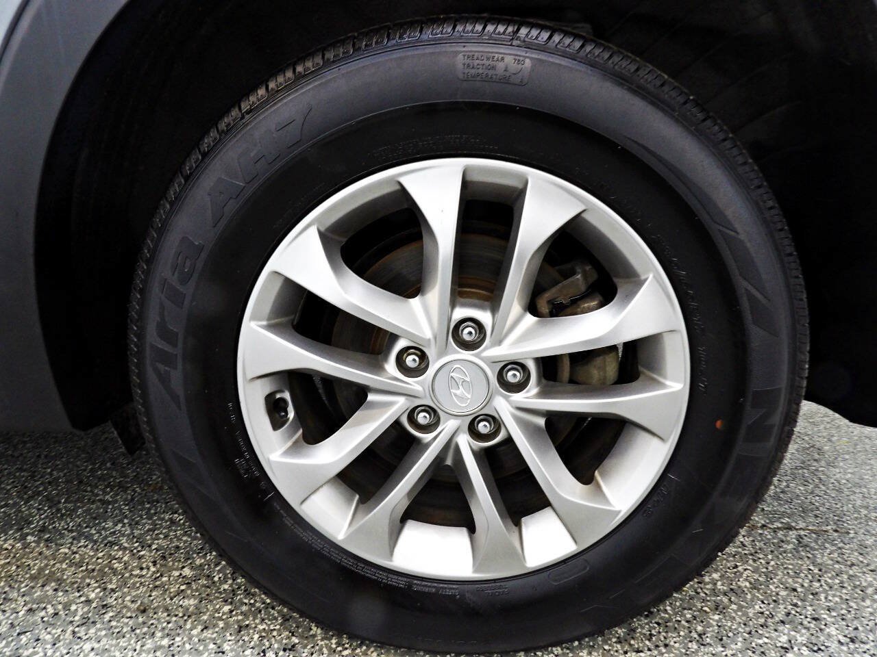 Used 2019 Hyundai Santa Fe SE AWD/4WD image 19