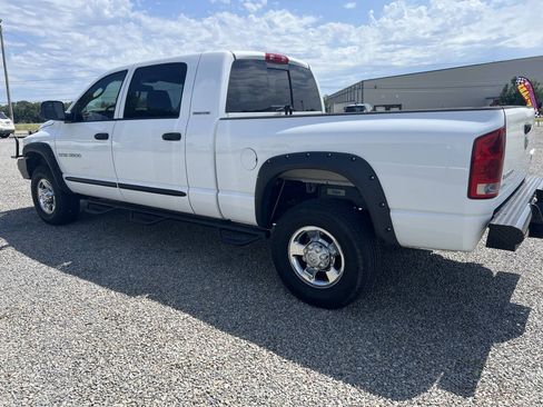 Used 2006 Dodge Ram 3500 Truck Laramie w/ Protection Group AWD/4WD image 5