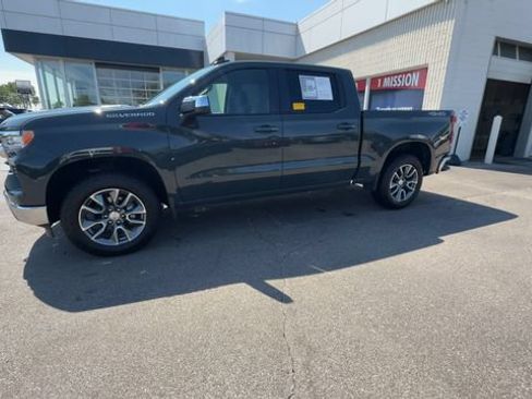 Used 2026 Chevrolet Silverado 1500 LT AWD/4WD image 4
