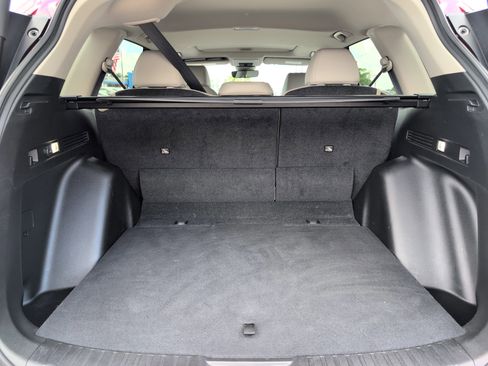 Used 2023 Honda CR-V EX-L image 5