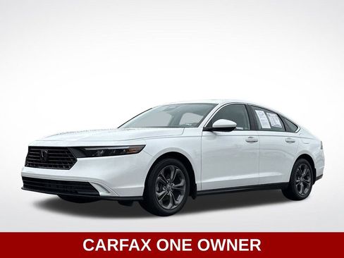 Used 2024 Honda Accord EX image 2