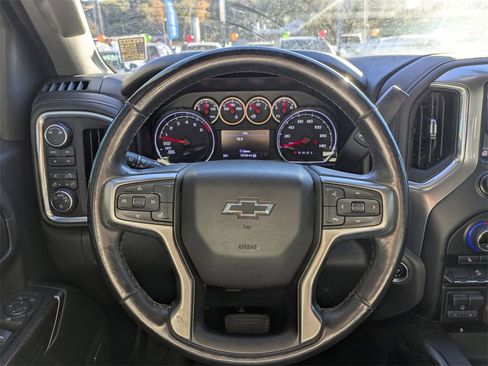 Used 2019 Chevrolet Silverado 1500 RST image 17