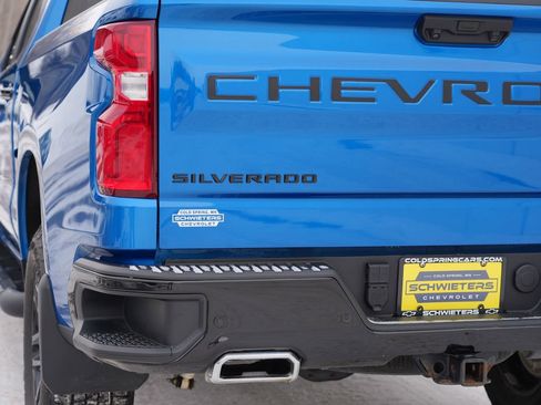 Used 2022 Chevrolet Silverado 1500 LT Trail Boss w/ LT Trail Boss Premium Package image 10