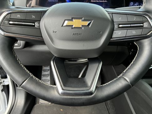 Used 2024 Chevrolet Blazer EV LT AWD/4WD image 28
