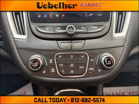 Used 2023 Chevrolet Malibu LT FWD image 23