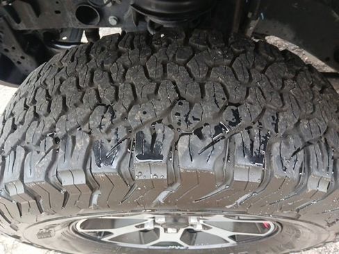 Used 2023 Jeep Wrangler Unlimited Rubicon w/ Steel Bumper Group image 71