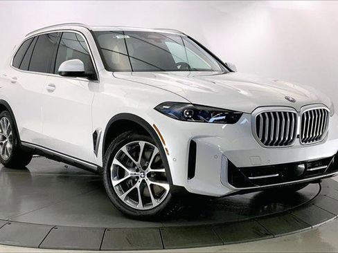 New 2026 BMW X5 xDrive50e w/ Climate Comfort Package image 1
