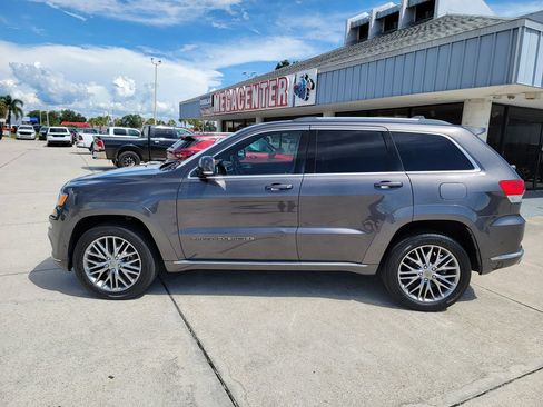 Used 2018 Jeep Grand Cherokee Summit w/ Platinum Series Group AWD/4WD image 2