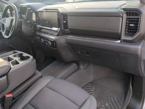 Used 2024 Chevrolet Silverado 2500 LT image 27
