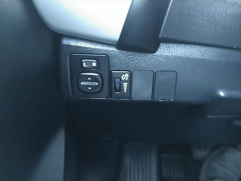 Certified 2019 Toyota Corolla LE image 29